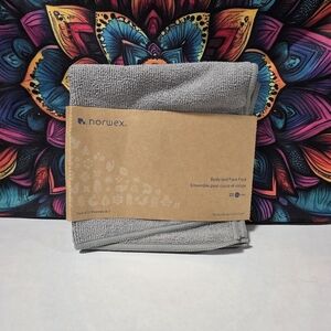 Norwex Soft Gray Cleansing Cloth Set